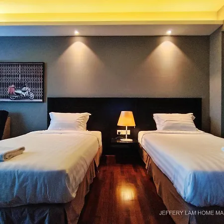 Shore Hotel Melaka Private Suites Exterior photo