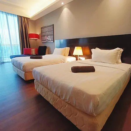 Shore Hotel Melaka Private Suites Exterior photo