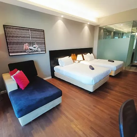 Shore Hotel Melaka Private Suites Exterior photo