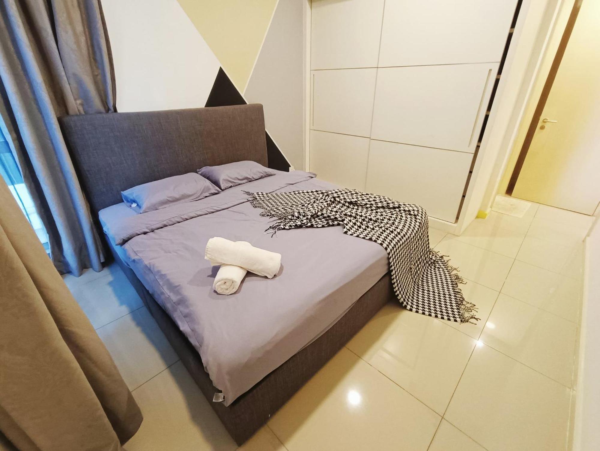 Shore Private Apartment *